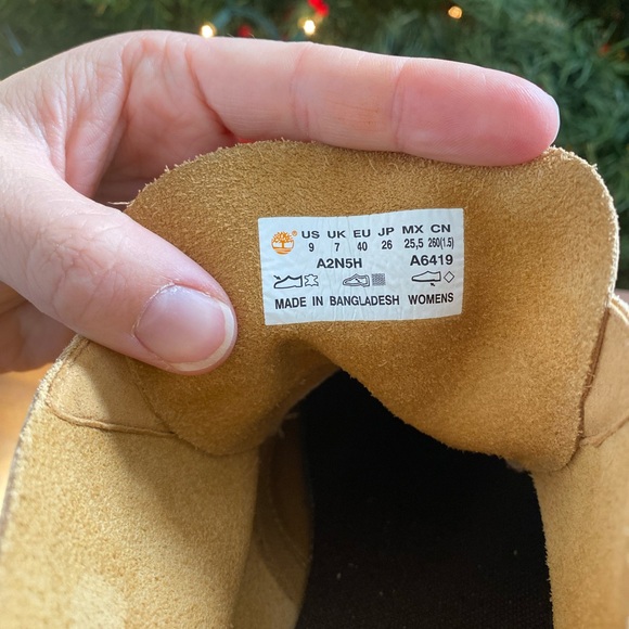 Timberland boots women’s size 9 barely worn! - Picture 9 of 11